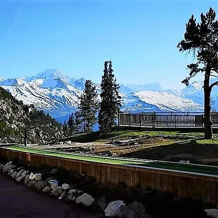 Montagne Spacieux, Piscine, A Arc 1950 *